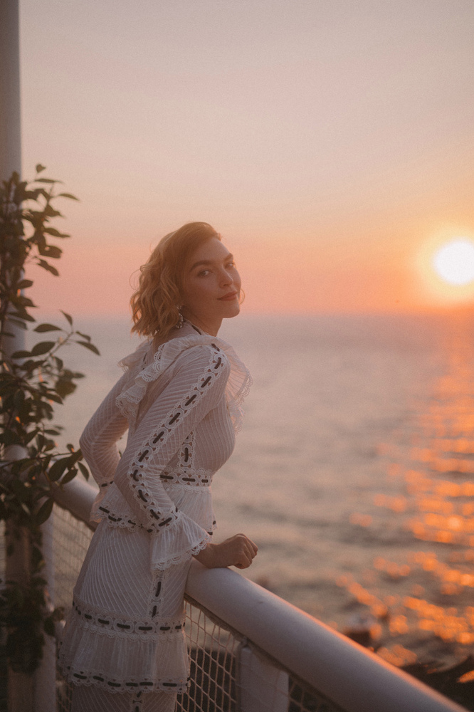 Partying Chic with the Zimmermann Sisters — Wwd, Sugokuii Events